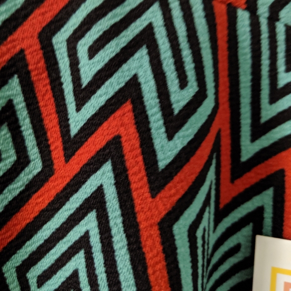 NWT Lularoe Azure sz M turquoise & red skirt - Picture 2 of 4